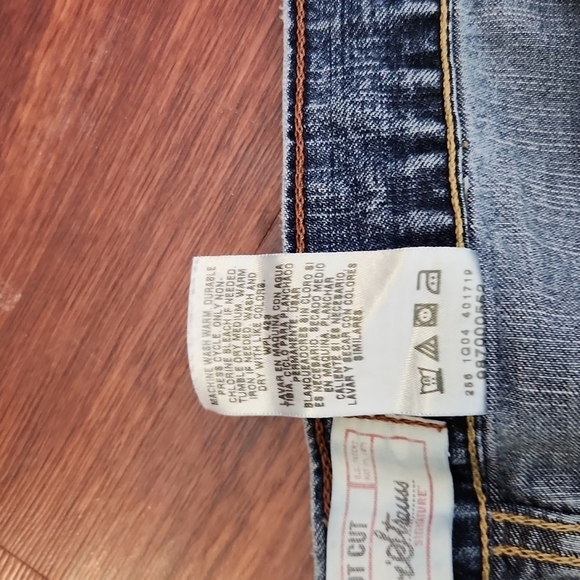 Levi Strauss Signature Jeans Size 18 short bootcut Has Flaws - Picture 7 of 13